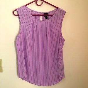 Worthington lavender sleeveless blouse with stripe